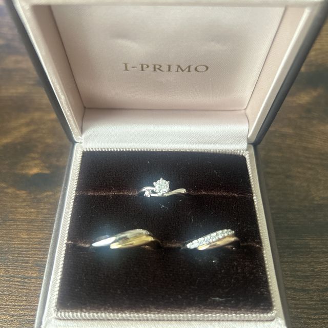 【アイプリモ(I-PRIMO)の口コミ】 なかなか見ないデザインにしました。
定番のものから人と被りにくいデザイ…