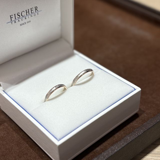 【FISCHER(フィッシャー)の口コミ】 ここの指輪は金属部分の密度が高いのが特徴ということでした。指輪といえ…