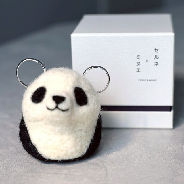 【CERNÉ＆MINUÉ by BIJOUPIKO(セルネとミヌエ バイ ビジュピコ)の口コミ】 一から自分たちで作ることが出来、良い思い出になりました！
かなり丁寧に…