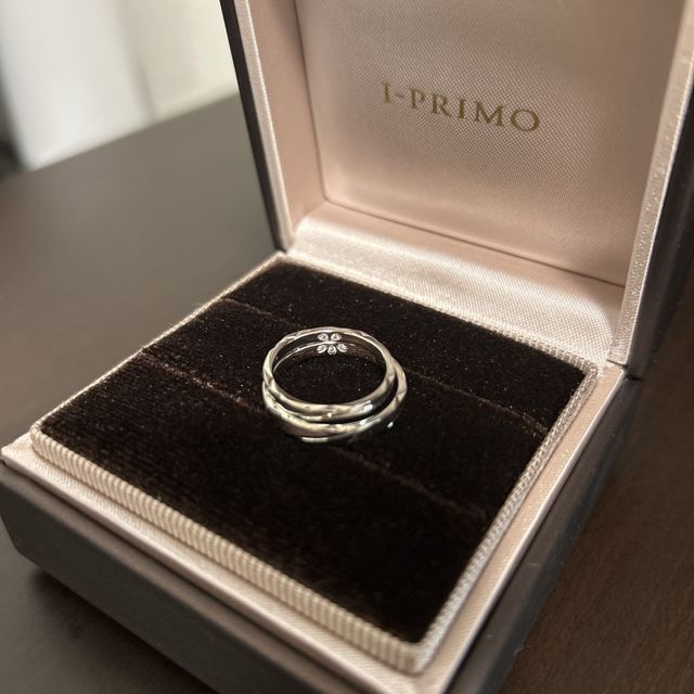 【アイプリモ(I-PRIMO)の口コミ】 2つ合わせると桜が浮かび上がるのが決め手でした。普段は付けずに飾ってお…