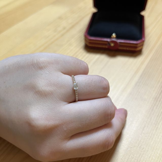 【カルティエ(Cartier)の口コミ】 せっかくなので、たくさん使いたいという思いもあり婚約指輪を自分で選ば…