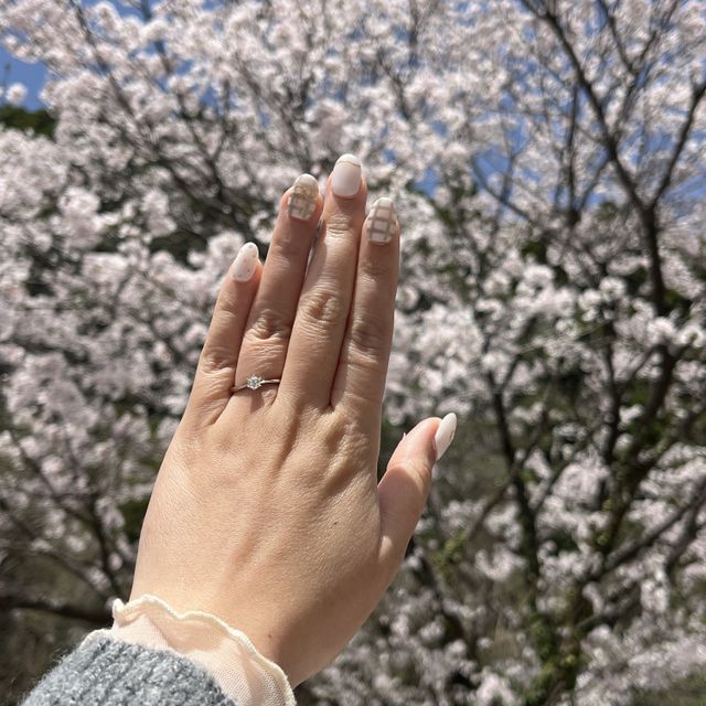 【アイプリモ(I-PRIMO)の口コミ】 ポルックスは指のラインまで綺麗に見せてくれるデザインで、試着した時点…