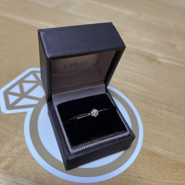 【アイプリモ(I-PRIMO)の口コミ】 ポルックスは指のラインまで綺麗に見せてくれるデザインで、試着した時点…