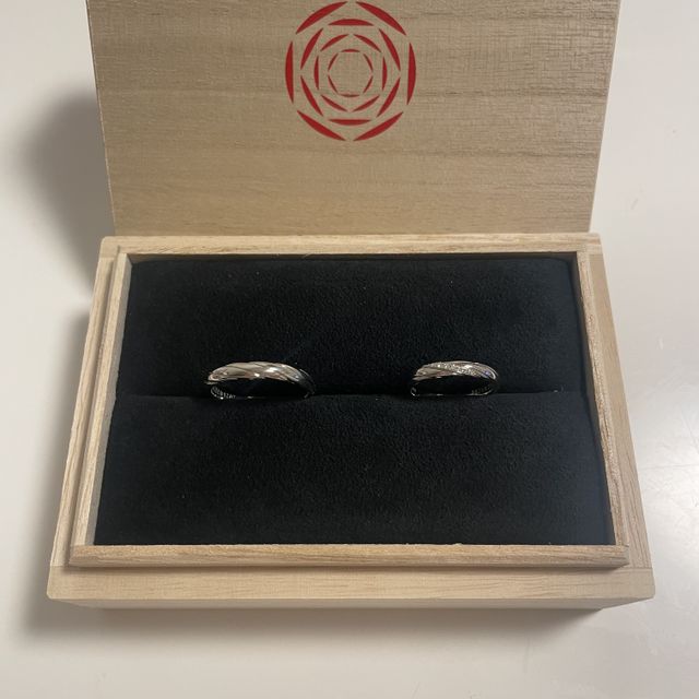 【出雲結(いずもゆい)の口コミ】 サイトの写真を見ていた時は違うデザインを選んでましたが、直接お店で見…