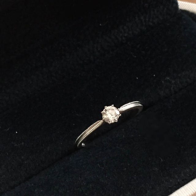 【AHKAH(アーカー)の口コミ】 アクセサリーにあまり興味がなかったものの、「AHKAH」というブランドのも…