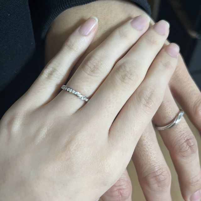 【銀座ダイヤモンドシライシの口コミ】 まず人目見てキラキラなのが最高に気分が上がります。普段パソコン作業が…