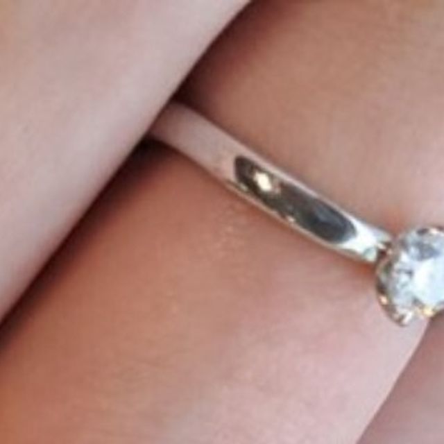 【アイプリモ(I-PRIMO)の口コミ】 シンプルなデザインです。パートナーが購入し、プレゼントしてもらいまし…