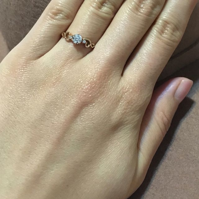【MILK&Strawberry(ミルクアンドストロベリー)の口コミ】 彼と一緒にお店に行き、購入しました。指輪のデザインがとても気に入った…