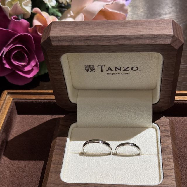 【TANZO.(鍛造指輪)の口コミ】 多くの素材やデザインを選ぶことができるので
自分に合ったものが作れると…