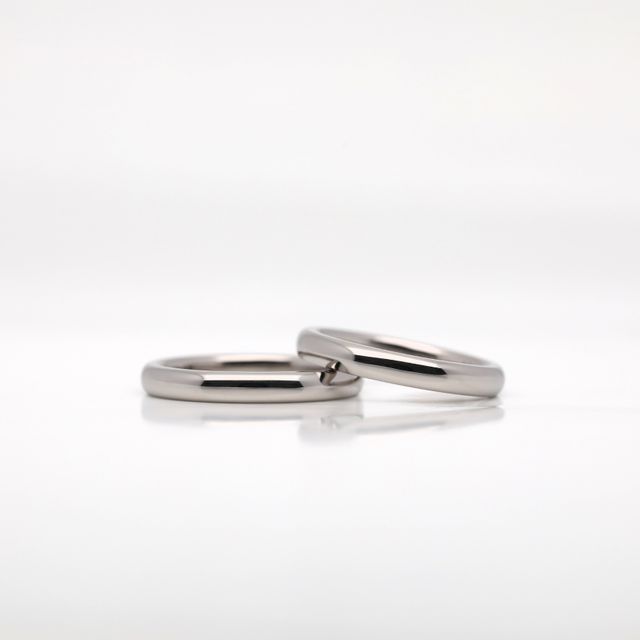 【atelier CraM(アトリエ クラム)の口コミ】 2人ともシンプルなデザインが良く、店員さんにオススメされた指輪が気に入…