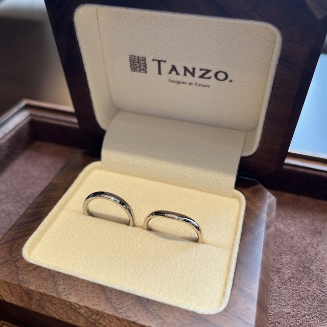 【TANZO.(鍛造指輪)の口コミ】 丈夫で何年も安心してつけ続けられる鍛造製法の指輪です。デザインはシン…