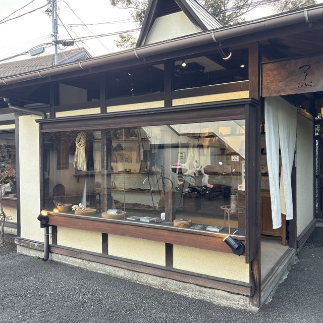 【ichi(イチ)の口コミ】 デザインを一から作っていただき、色味についてもたくさん相談をさせてい…