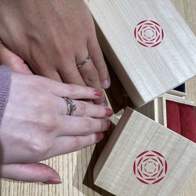 【出雲結(いずもゆい)の口コミ】 種類豊富で、各指輪にコンセプトがあり、
指に馴染みがよく、シンプルで洗…