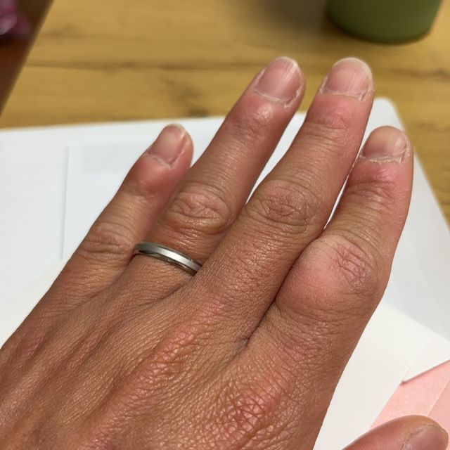 【アイプリモ(I-PRIMO)の口コミ】 シンプルで着け心地が抜群です！
もう一つ迷った指輪がありましたが、そち…