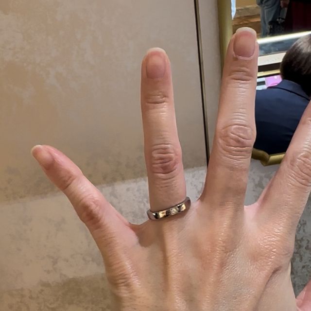 【ブルガリ(BVLGARI)の口コミ】 ブルガリらしく、とても存在感のあるリングです。ブルガリの様々なマリッ…