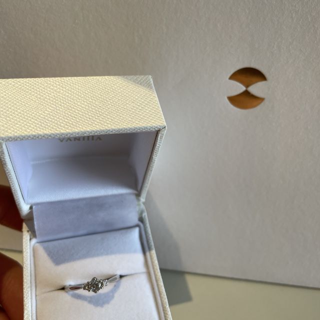 【AMATSU(アマツ)の口コミ】 高級感のあるデザイン。人を選ばないシンプルなデザイン。万人受けするた…