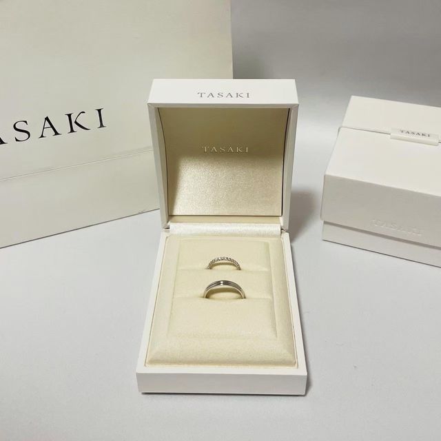 【TASAKI(タサキ)の口コミ】 華奢ながらもダイヤモンドがキラキラで、存在感があり、それでいて可憐な…