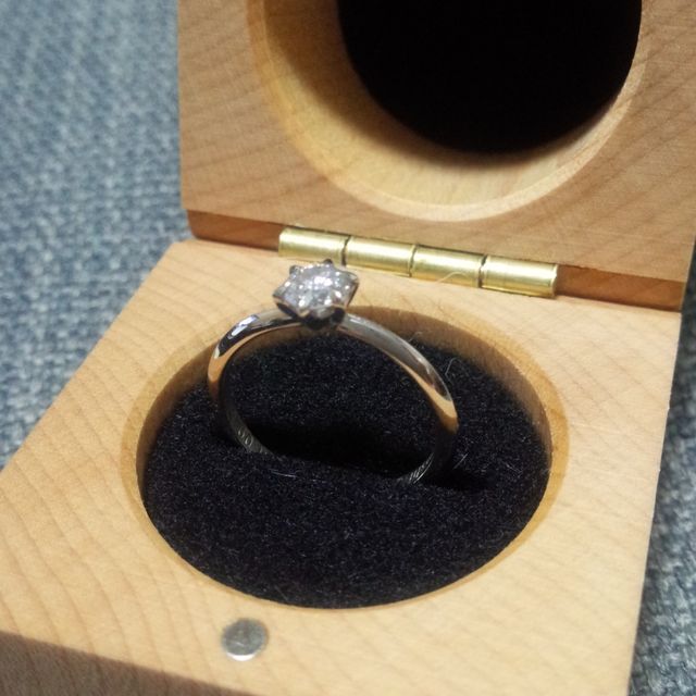 【SORA(ソラ)の口コミ】 1粒ダイヤのデザインは最初は選択するつもりはありませんでしが、このデザ…