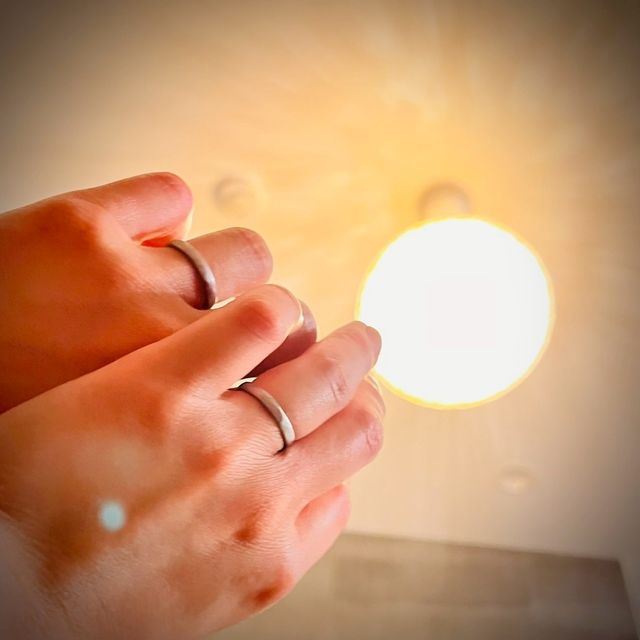 【uchimari(ウチマリ)の口コミ】 すべて自分達で決めれる。
素材、形、仕上げと選べて自分達の指輪が作れて…