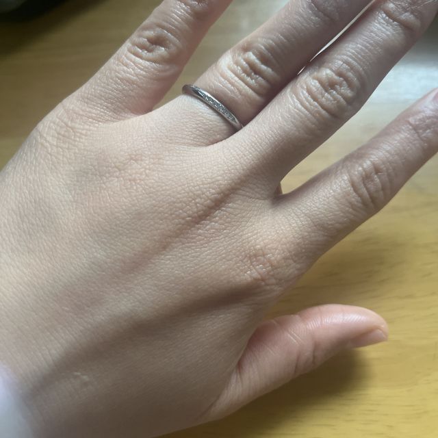 【銀座ダイヤモンドシライシの口コミ】 入っているダイヤの個数でお値段が変わるタイプで、私は真ん中の価格帯の…