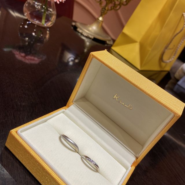 【ケイウノ ブライダル(K.UNO BRIDAL)の口コミ】 2色使いされた指輪のデザインが非常に素敵で、これがいい！と彼と意見がぴ…