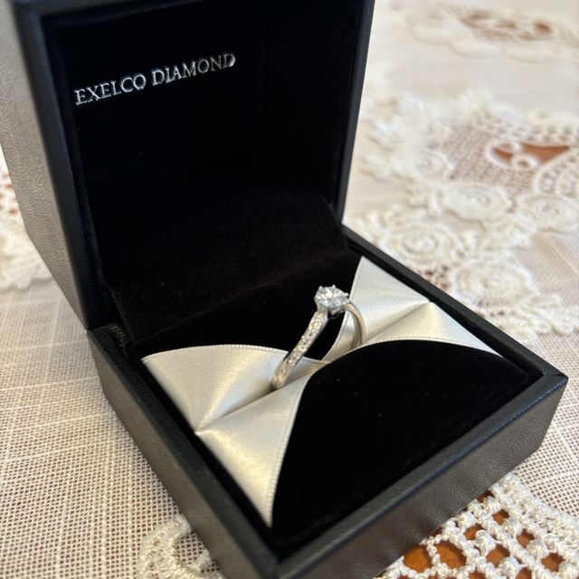 【エクセルコダイヤモンド(EXELCO DIAMOND)の口コミ】 結婚指輪を買うにあたって「S字デザインの指輪」を重点に探していました。…