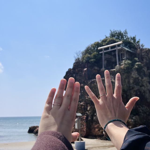 【出雲結(いずもゆい)の口コミ】 雲結シリーズの結婚指輪を選びました。

シンプルなデザインで普段でもこ…