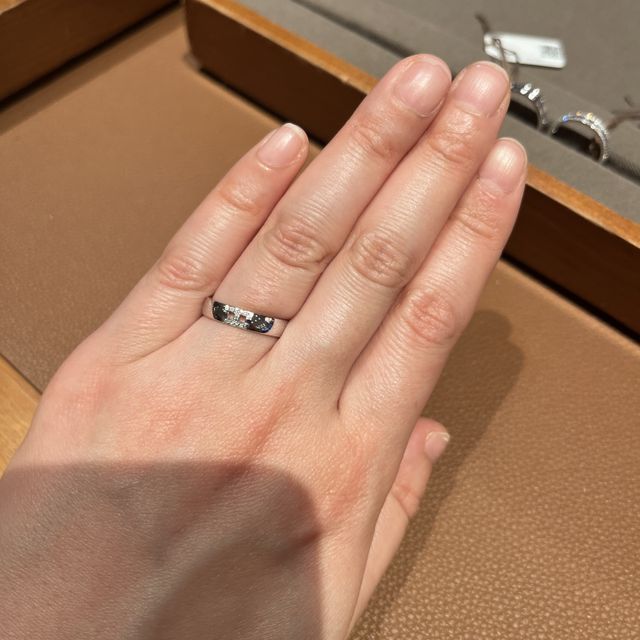 【エルメス(HERMES)の口コミ】 結婚指輪を選ぶうえで「一生ものだから、ちゃんとしたものを選びたい」と…