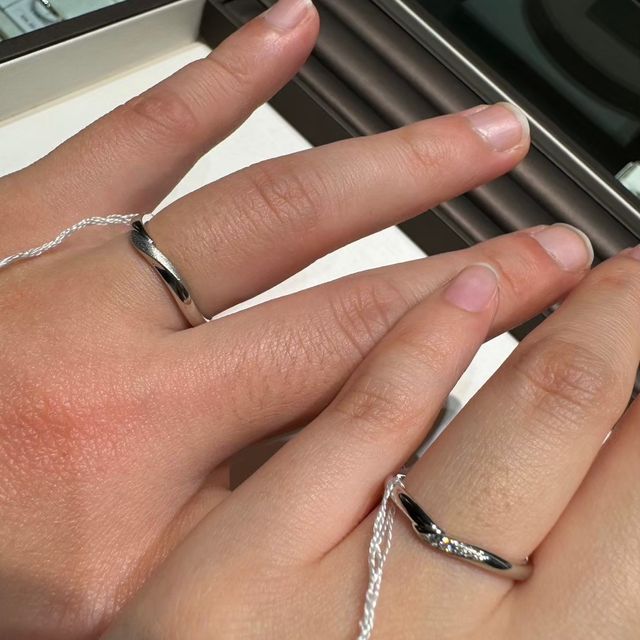 【アイプリモ(I-PRIMO)の口コミ】 レディースのデザインは1番好みでした。とても可愛く、なおかつシンプルで…