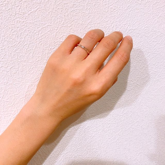 【アイプリモ(I-PRIMO)の口コミ】 シンプルでどんなスタイルにも合わせやすいと思います。
ウェーブがある事…