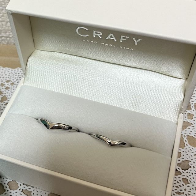 【CRAFY(クラフィ)の口コミ】 手作りのため少し歪んでいるところがかわいい。
ラインナップに合った形か…