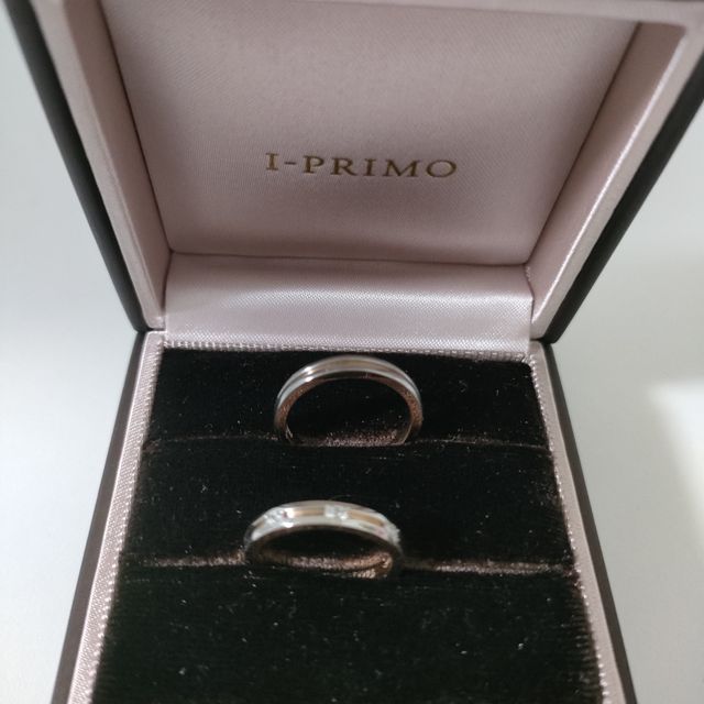 【アイプリモ(I-PRIMO)の口コミ】 この指輪はシンプルながらも上品なデザインで、どんなシーンにもマッチし…
