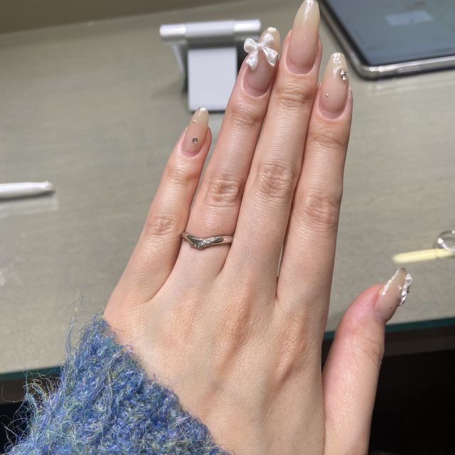 【アイプリモ(I-PRIMO)の口コミ】 ダイヤがついていてキラキラなデザインが良く、もっとたくさんダイヤが入…