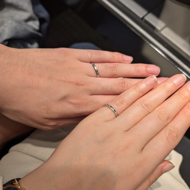 【エクセルコダイヤモンド(EXELCO DIAMOND)の口コミ】 雑誌で見かけたルヴォワールのデザインが気になって店舗を訪れました。実…