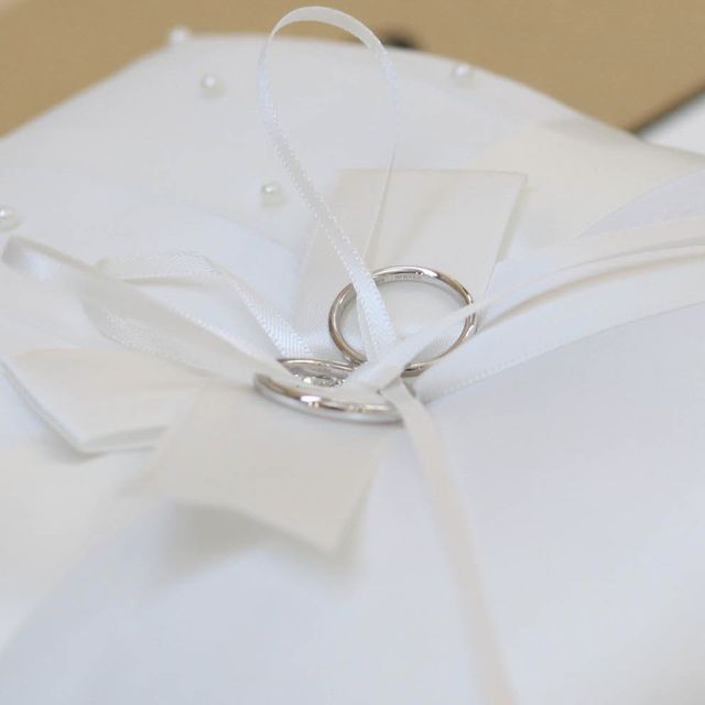 【俄(にわか)の口コミ】 主人がプロポーズリングをこちらで購入してくれたことがきっかけです。
実…