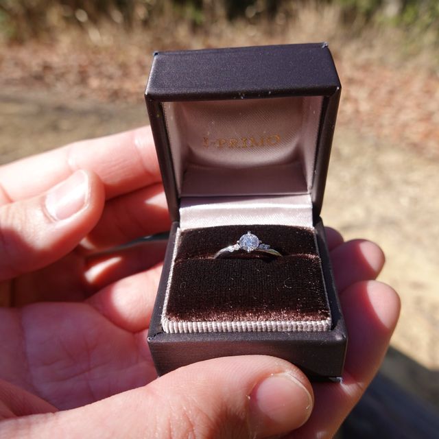 【アイプリモ(I-PRIMO)の口コミ】 とても綺麗で、特別感のある仕上がりでした。ダイヤも大きく、キラキラと…