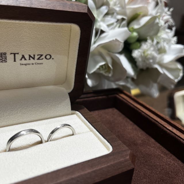 【TANZO.(鍛造指輪)の口コミ】 デザインが気に入っています。和紙加工を施したところに、当初はインスタ…