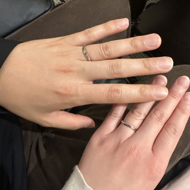 【TANZO.(鍛造指輪)の口コミ】 色、デザイン、太さ、ダイヤ数、刻印など、すべて自分たちで選んで決めれ…