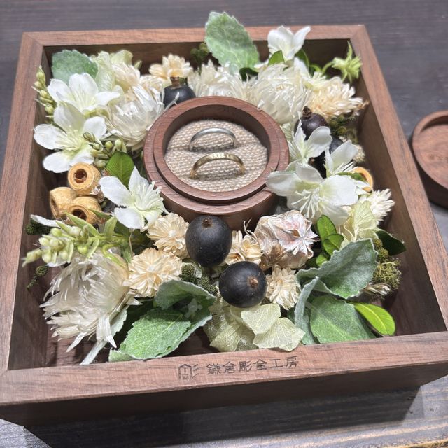 【鎌倉彫金工房の口コミ】 素材はプラチナ、イエローゴールド、ピンクゴールド、ホワイトゴールドか…