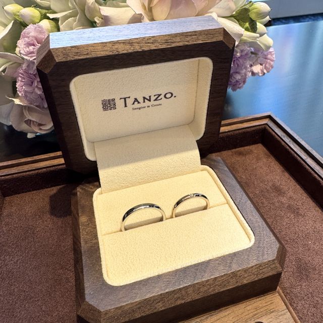 【TANZO.(鍛造指輪)の口コミ】 シンプルで綺麗なところがお気に入りです。
形や大きさも細かいところまで…