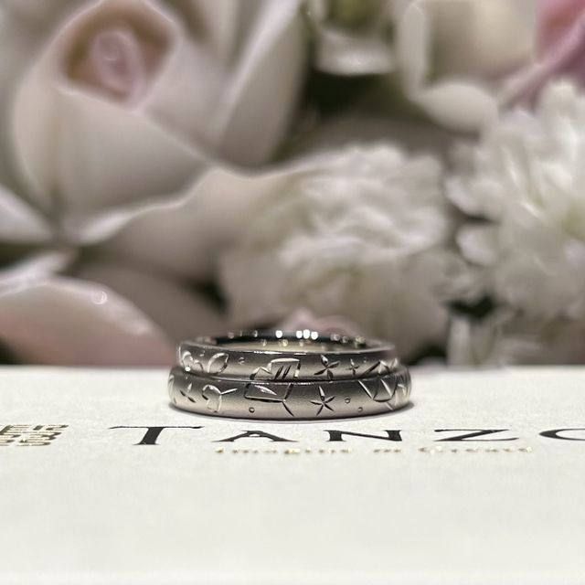 【TANZO.(鍛造指輪)の口コミ】 結婚指輪に加えて入籍指輪を購入しました。普段使いと休日用で使い分け出…