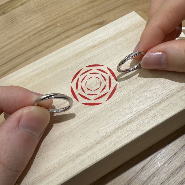 【出雲結(いずもゆい)の口コミ】 ・和風コンセプトの指輪がたくさんあって気に入りました。
・加工の種類が…