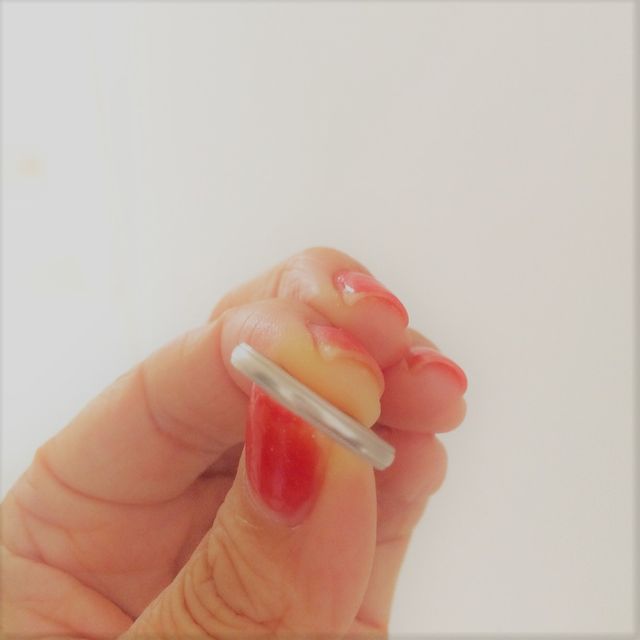 【MIKIMOTO(ミキモト)の口コミ】 主人がラインの入ったデザインを希望していたのですが、この指輪は大変細…