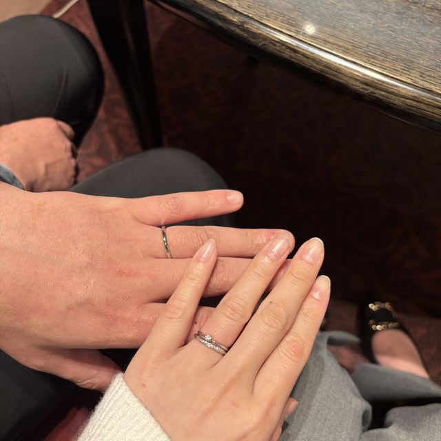 【ケイウノ ブライダル(K.UNO BRIDAL)の口コミ】 指輪のコンセプトがドンピシャでした。私たちは、シンデレラ城前でプロポ…