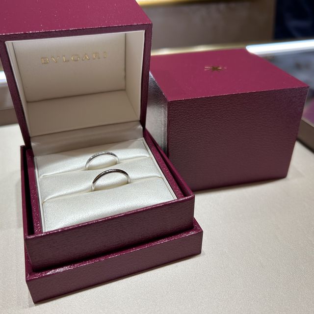 【ブルガリ(BVLGARI)の口コミ】 ブルガリのローマアモールリングのハーフエタニティを購入しました。他の…