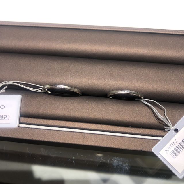 【アイプリモ(I-PRIMO)の口コミ】 ほかの店ではないようなデザインで、男性も嫌がらず付けやすく、シンプル…