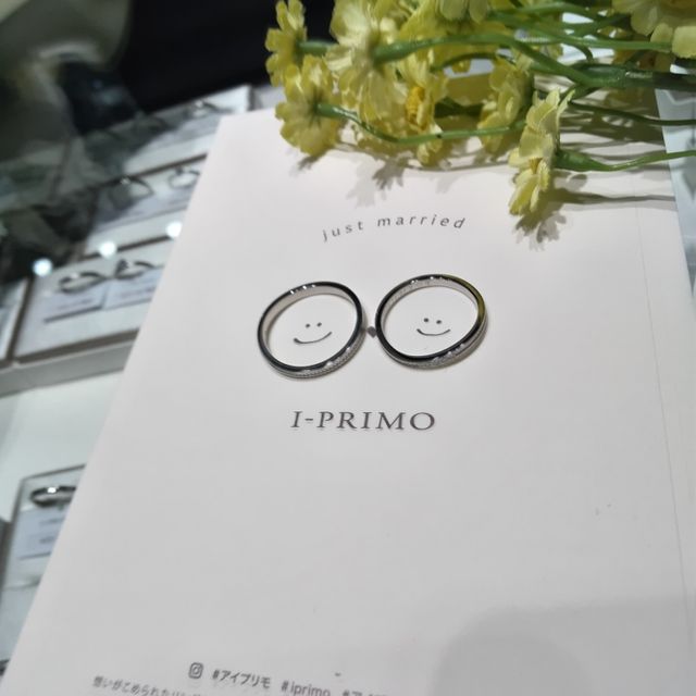 【アイプリモ(I-PRIMO)の口コミ】 小さな無数のハートが、指輪を埋めています。このハートが、実に可愛いで…
