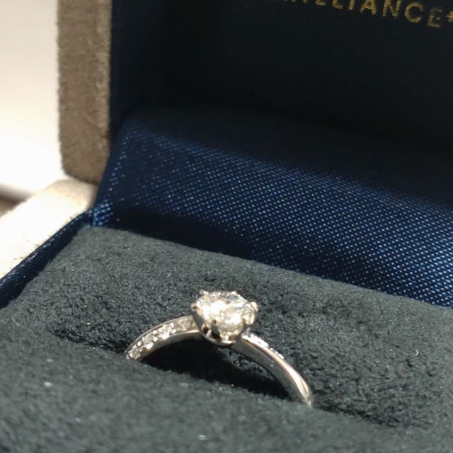 【BRILLIANCE+(ブリリアンスプラス)の口コミ】 シンプルで落ち着いたデザインや派手なデザインと多彩な種類がある、価格…