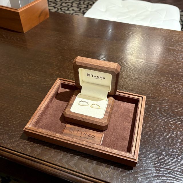 【TANZO.(鍛造指輪)の口コミ】 tanzo.さんは全ての指輪を鍛造製法で作っており強くて丈夫な指輪です。と…