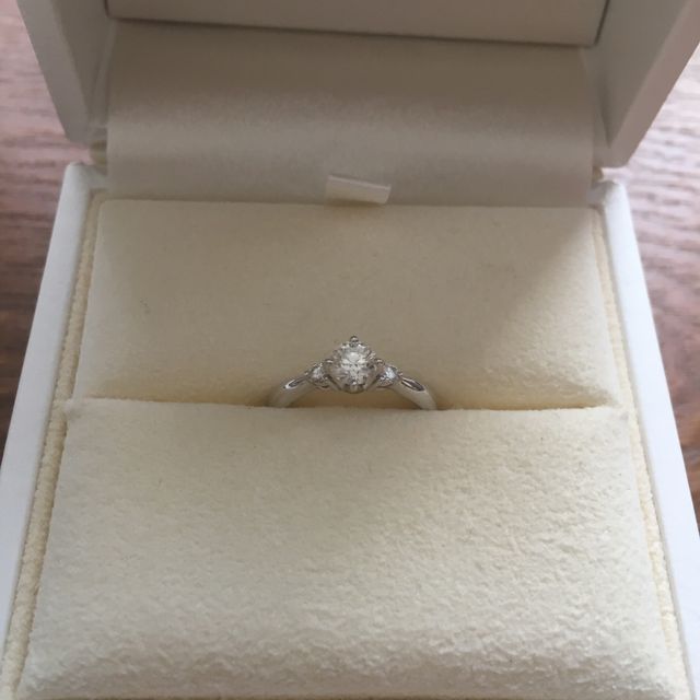 【TASAKI(タサキ)の口コミ】 シンプルなデザインながらも3EXが認められる輝きなので、長年に渡って大切…